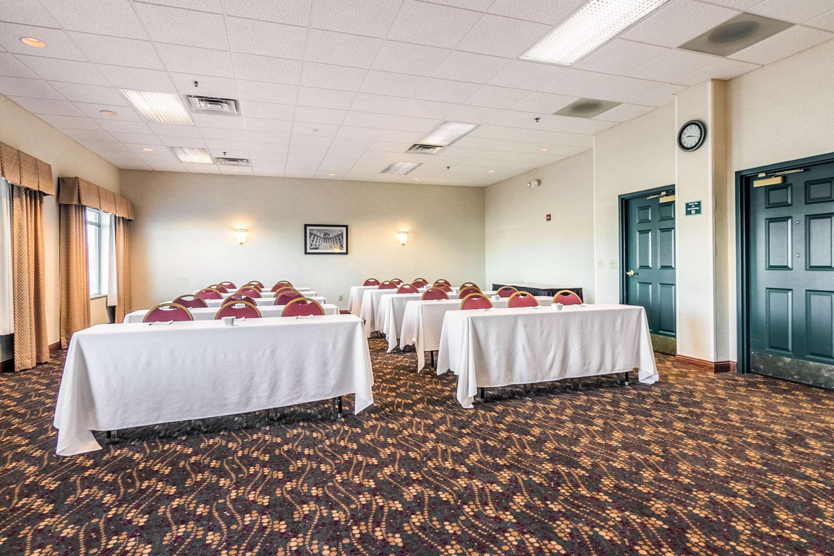 Clarion Suites At The Alliant Energy Center Madison Exterior foto